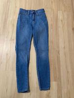 GAP Röhrenjeans Größe 24inch Bayern - Ampfing Vorschau