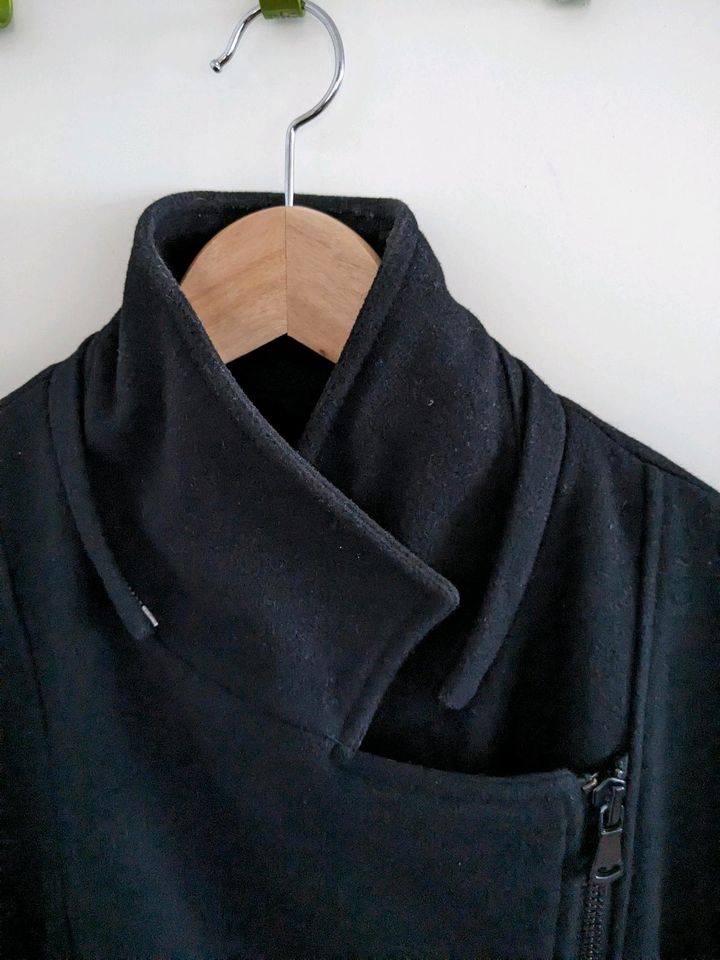 Asymmetrischer Mantel Wollmantel schwarz Calvin Klein Jeans coat in Berlin