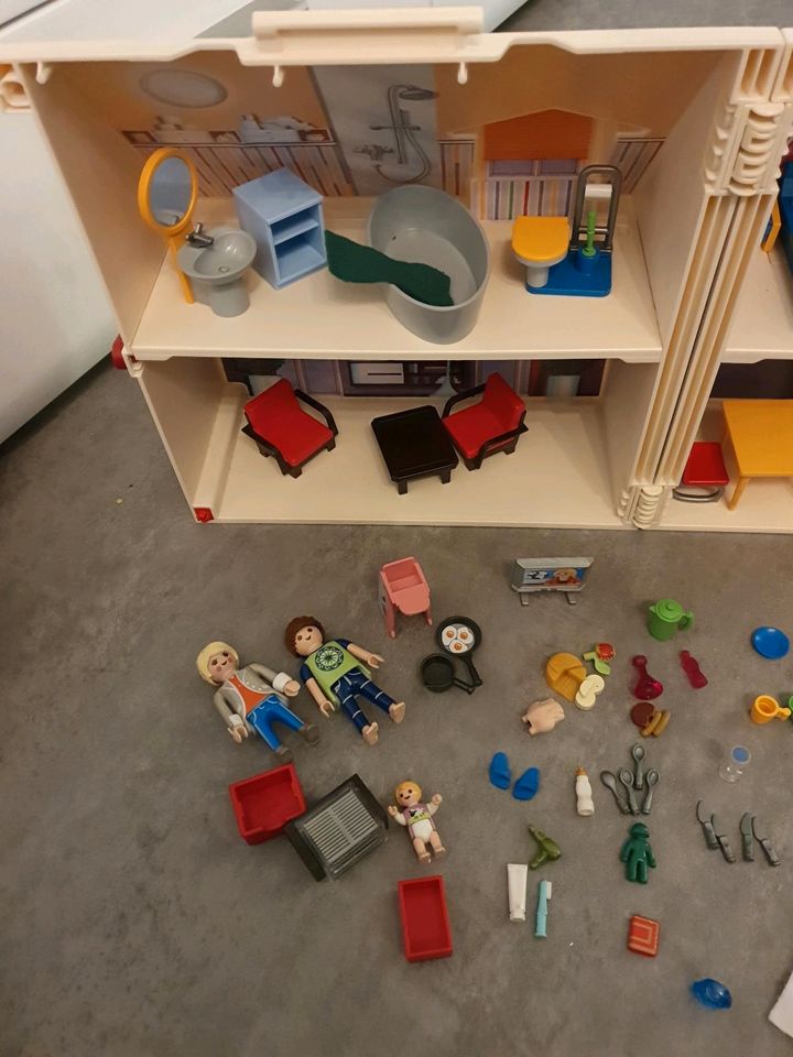 Playmobil Haus, 5167, Tragbar in Dortmund