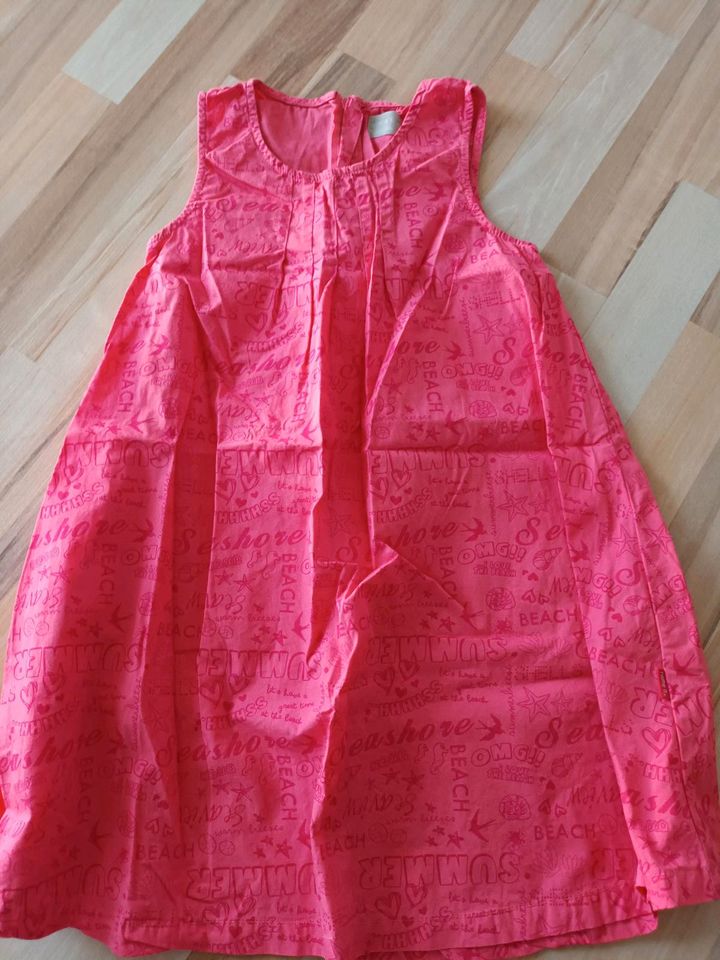 Kleid, Jumpsuit, Sommerkleid für Mädchen, Gr. 134/140 in Neustadt am Kulm