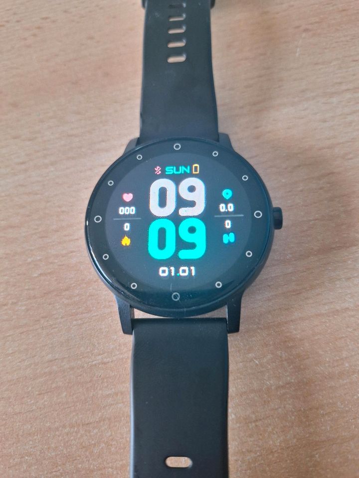 Smart Watch Hiwatch Plus in Hannover