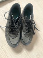 Fußballschuhe Nike mit Stollen Größe 36 Nordrhein-Westfalen - Krefeld Vorschau