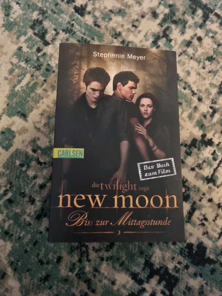 Buch die twilight saga, New Moon in Leverkusen