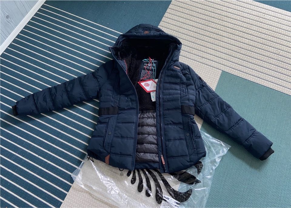 NAVAHOO - MELIKAA • Winterjacke / Mantel / Parka • Gr. M • NEU in Burgwedel