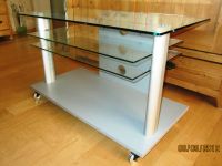 TV-Board aus Glas / Aluminium Top- Zustand Hessen - Nidderau Vorschau