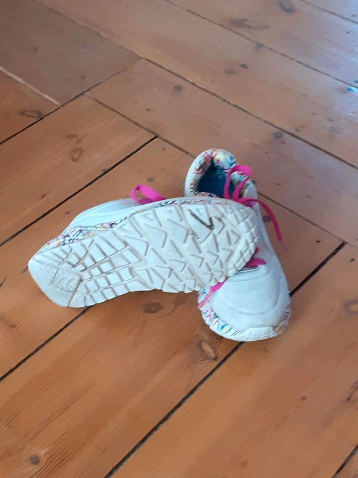 Skechers Kinderschuhe 32 in Hamburg