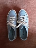 Hellblaue Stoffschuhe Größe 40 Nordrhein-Westfalen - Meerbusch Vorschau