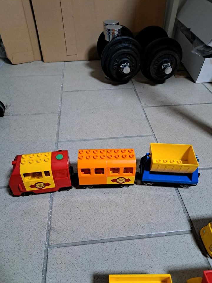 Lego Duplo Eisenbahn und diverses in Grevenbroich