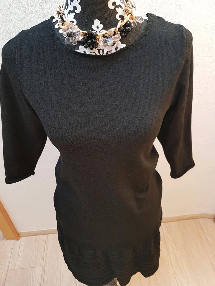 Auffallendes Strick Kleid Long Pullover Zara in Sulzberg