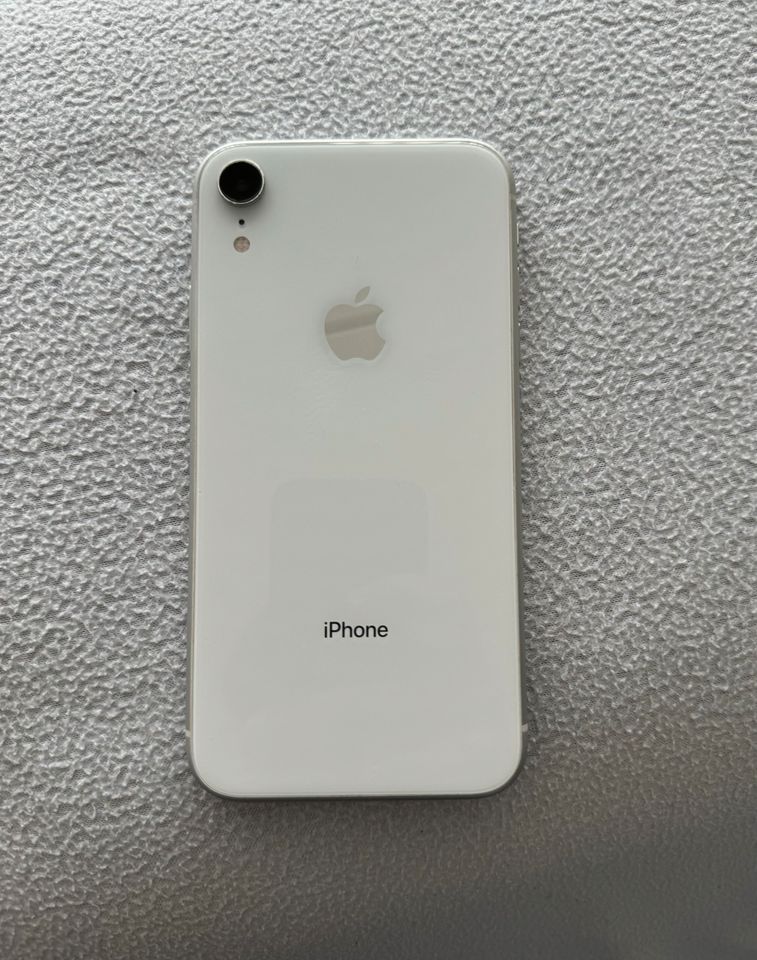 iPhone XR 64GB Weiß in Ratingen