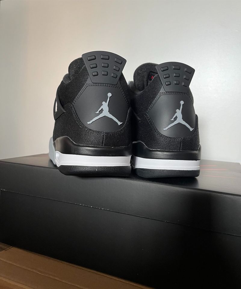 Nike Jordan 4 Black Canvas |US11| in Diespeck