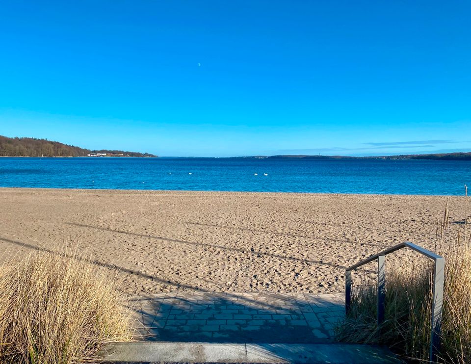 Reserviert - Ein Schmuckstück am Meer: Exklusive Wohnung mit traumhafter Terrasse und Ostseeblick in Harrislee