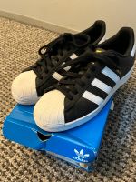 Adidas original Superstars,unisex, schwarz weiß, 41,5, wie NEU Baden-Württemberg - Rudersberg Vorschau