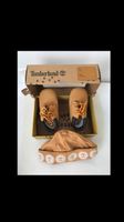 Timberland. Baby Set. Mütze und Leder Stiefelchen Nordrhein-Westfalen - Ratingen Vorschau