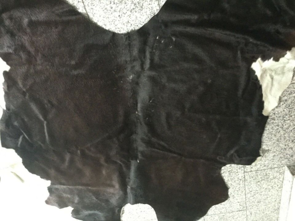 Rindslederteppich-Kuhfelle - 2 x in braun und schwarz in Pforzheim