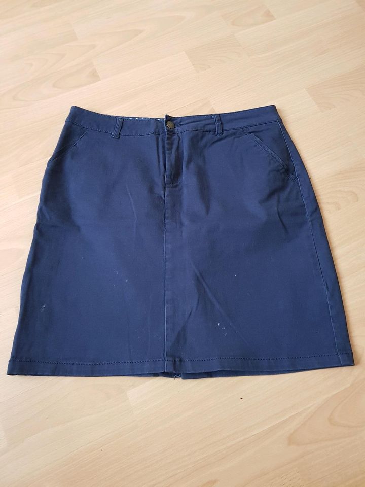 Blauer Jeansrock Gr. M in Zetel