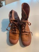Palladium Echtleder-Schnürboots Stiefeletten Gr. 39,5 altrosa Bayern - Straubing Vorschau