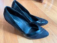 Ariane Heels Ansatzschuhe Abendschuhe 38 Schwarz Leipzig - Kleinzschocher Vorschau