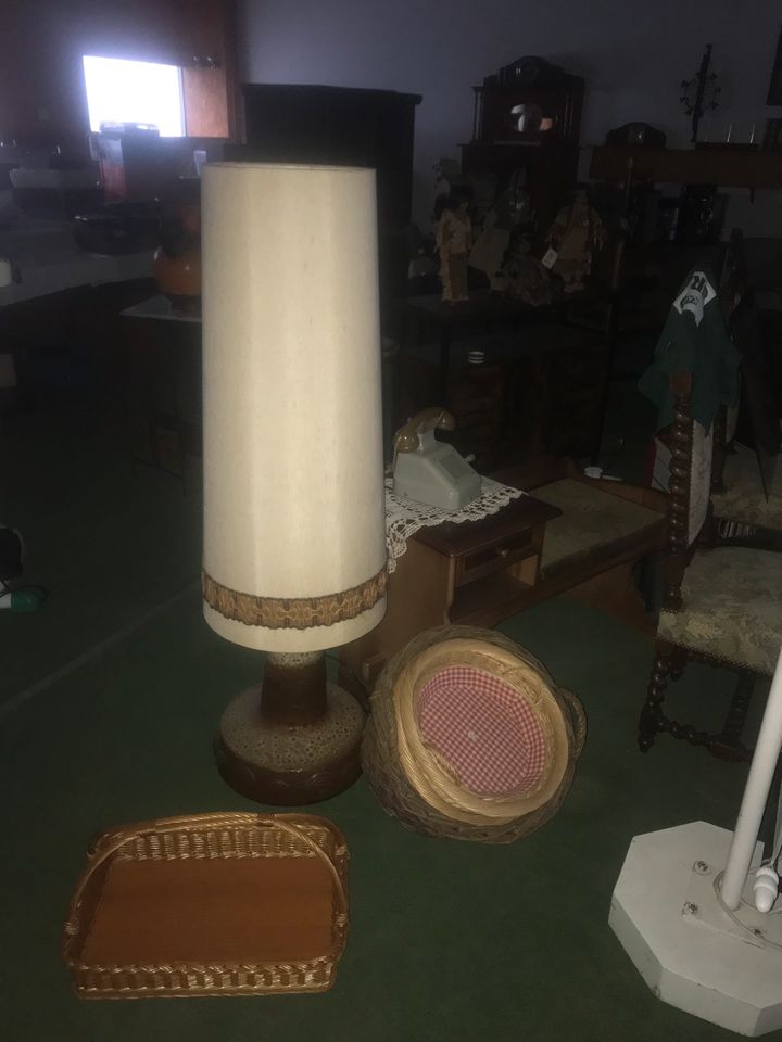 Schöne Wohnzimmer Lampe 80/90er Jahre in Bexbach