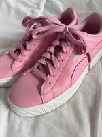 Super süße Puma in pink Sneaker Turnschuhe 38,5 Nordrhein-Westfalen - Meerbusch Vorschau