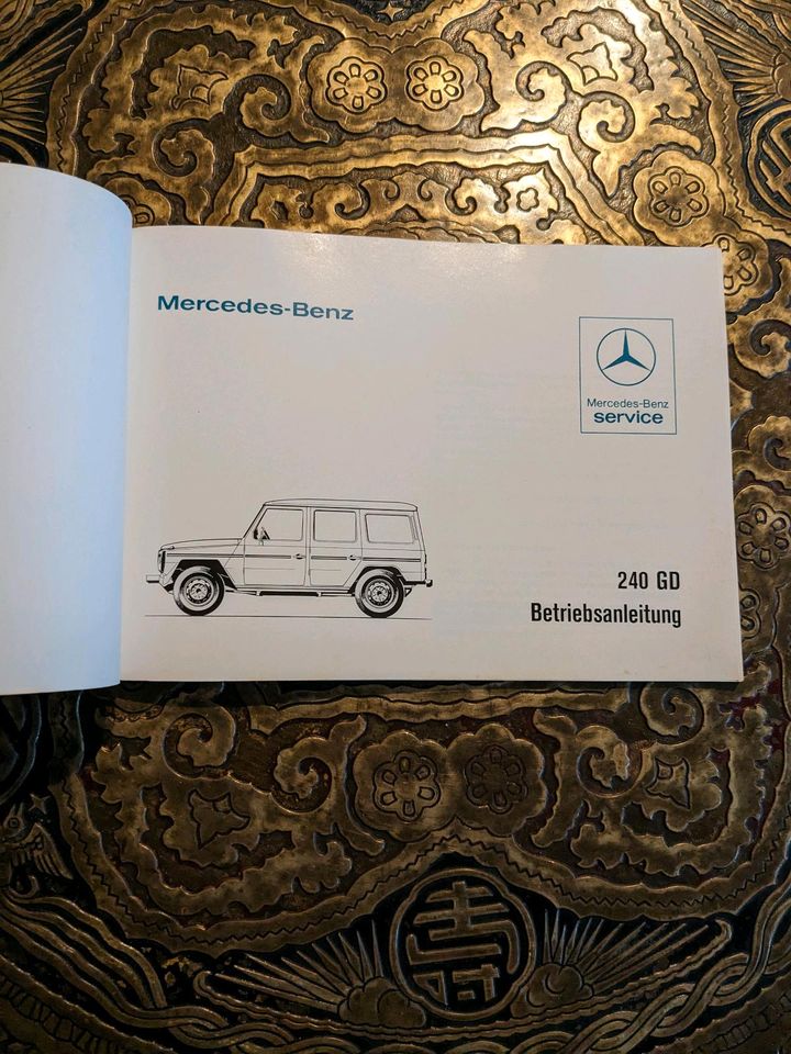 Mercedes 240 GD G Modell Werkstatt Handbuch Betriebsanleitung NOS in Selters