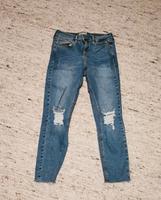Topshop hose Jeans jamie mit löchern/rissen W28 L30 München - Thalk.Obersendl.-Forsten-Fürstenr.-Solln Vorschau
