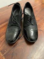 Business Casual Leder-Budapester Halbschuhe  Gr 40 Hessen - Rodgau Vorschau