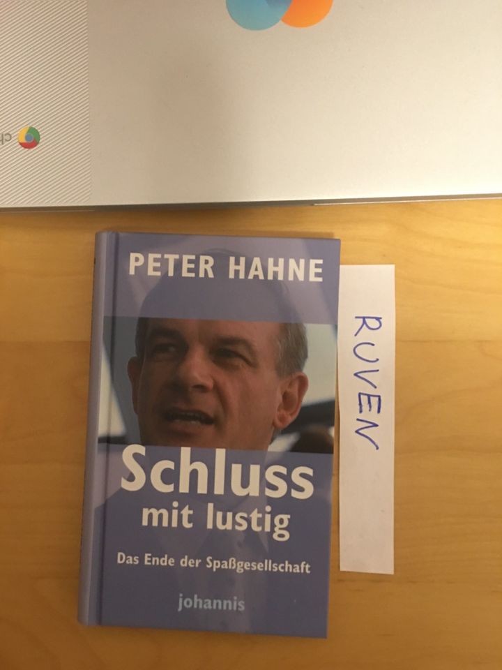 Peter Hahne. Schluss mit lustig!: Das Ende der Spaßgesellschaft. in Köln