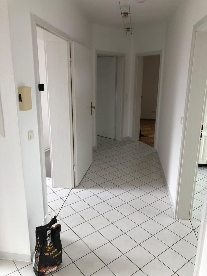Sehr schöne, helle 3-ZKBB-Wohnung in einem Zweifamilienhaus in Peine