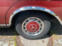 Kotflügel schweissen Mercedes W123 Bayern - Gröbenzell Vorschau