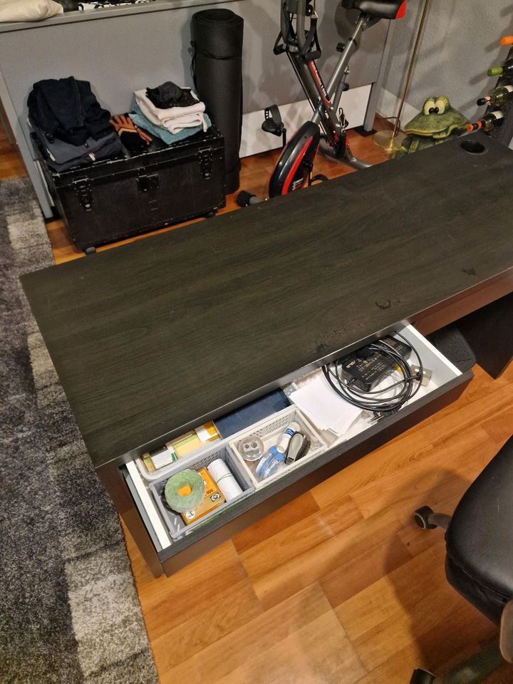 Schreibtisch kompakt in Bonn