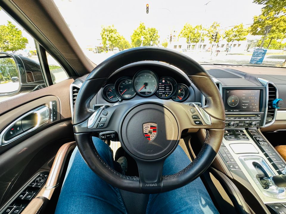 Porsche Cayenne S 4,8L *400 PS* Automatik*Vollleder* NOTVERKAUF * in München