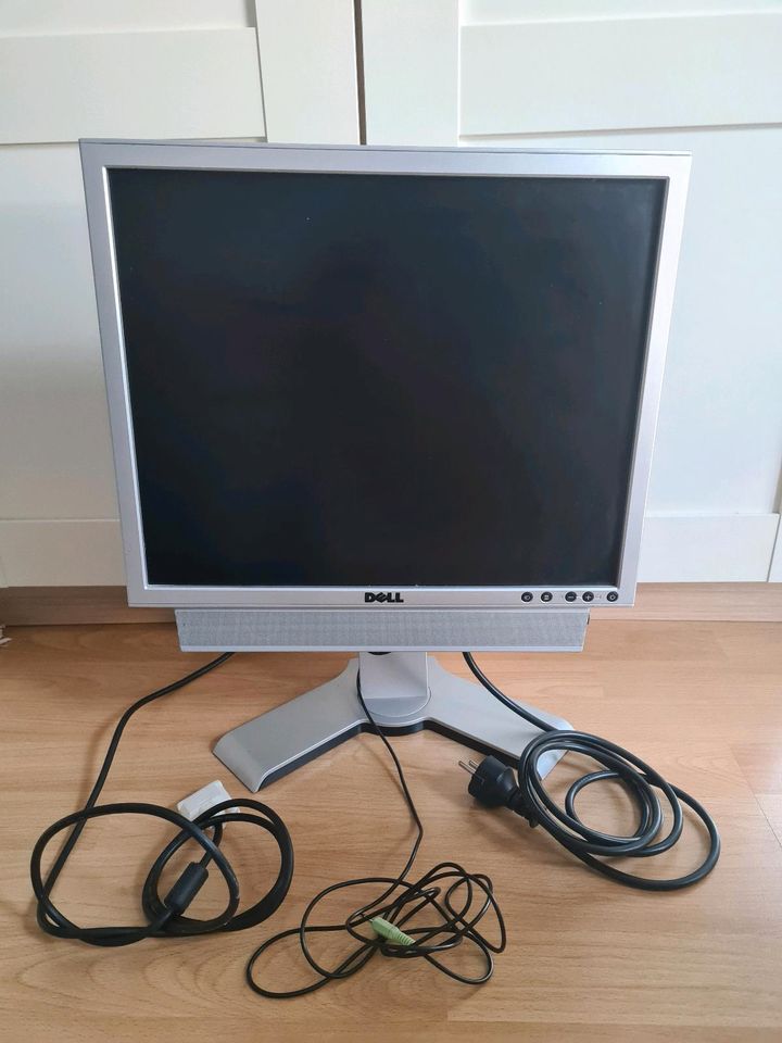 Dell Monitor mit Lautsprecher 19 Zoll in Berlin