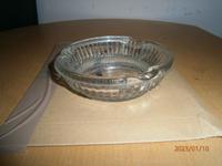 DDR Aschenbecher Glas rund ca. 12 cm Durchmesser, ca. 3,5 cm hoch Thüringen - Lucka Vorschau