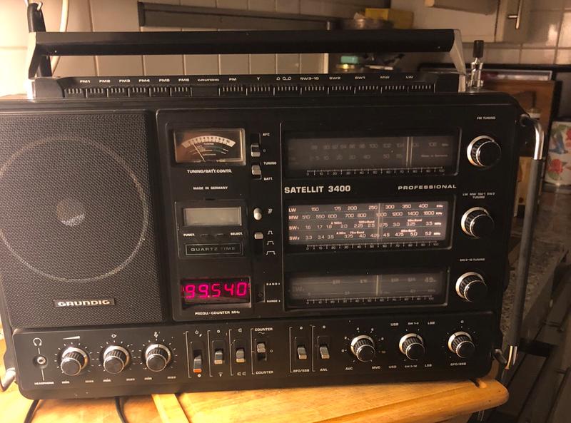 Used Grundig Satellit 3400 Radios for Sale | HifiShark.com Used Grundig Satellit 3400 Radios for Sale | HifiShark.com