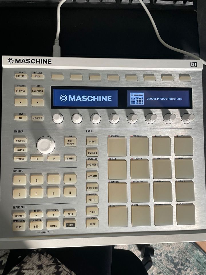 Native Instruments Maschine MK2 in Saarbrücken