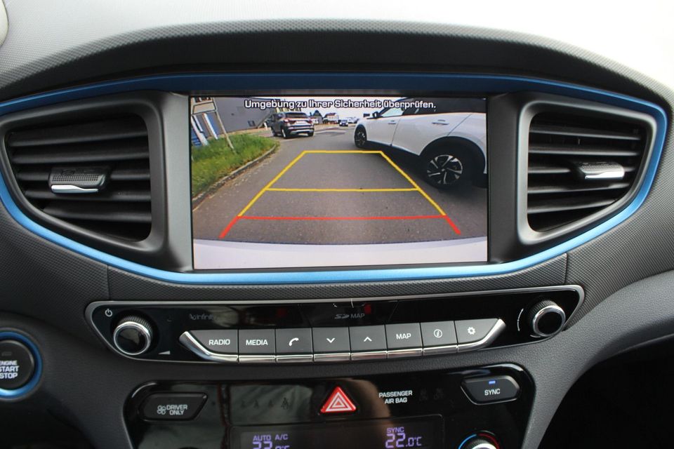 Hyundai IONIQ Ioniq Style Hybrid*NAVI*CarPlay*Kamera*Xen in Groß-Gerau