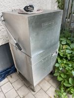 Eine Hobart Haubenspülmaschine für Gastronomie Berlin - Wilmersdorf Vorschau