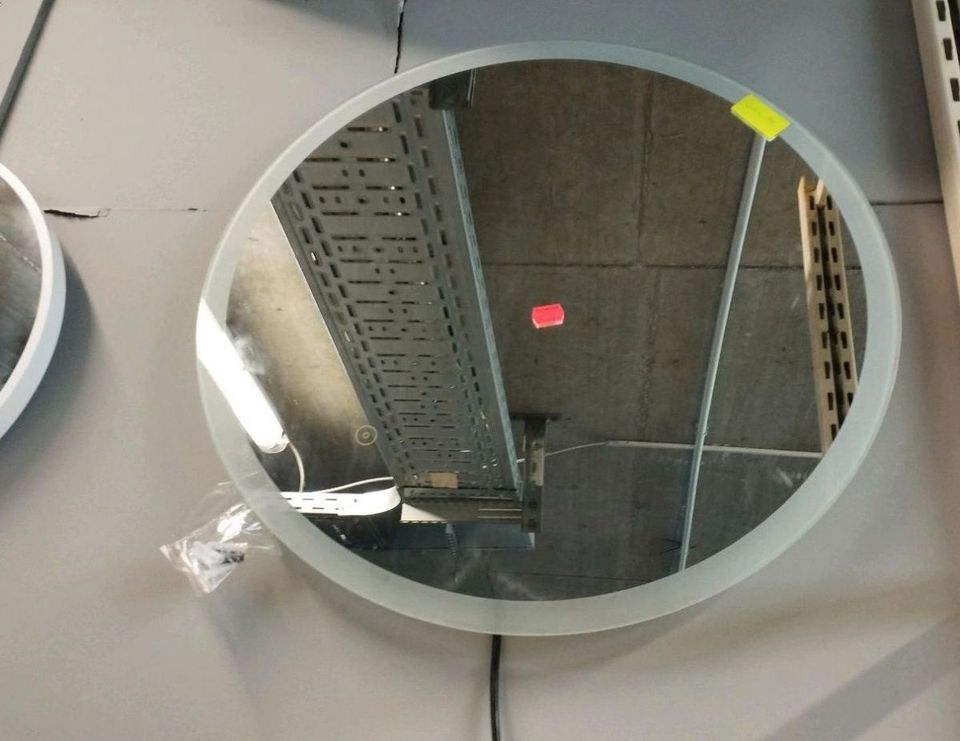 Spiegel Wandspiegel rund LED Schminkspiegel Deko in Ingolstadt