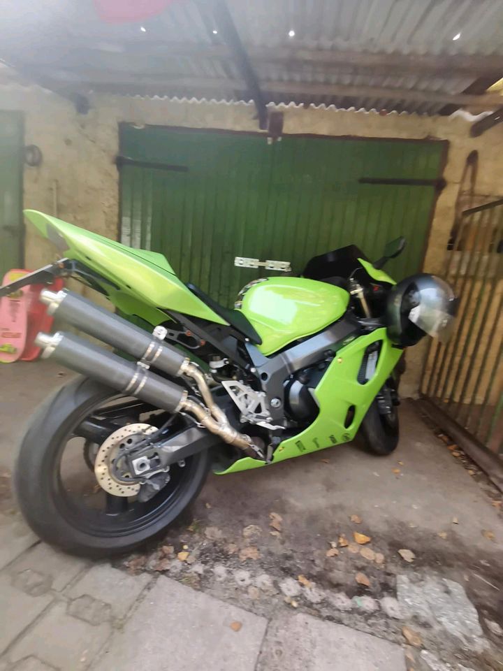 Kawasaki Ninja zx7r in Müllrose