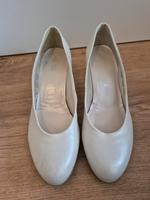 Weiße Pumps von Gabor in 6.5 Kiel - Kronshagen Vorschau
