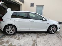 VW Golf Winterreifen Winterräder auf Alufelgen 205/55/R17 Nordrhein-Westfalen - Soest Vorschau