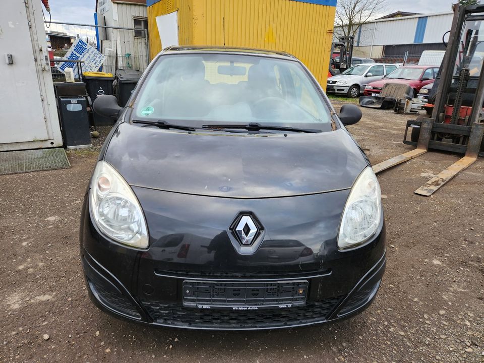 Schlachtfest ! Renault Twingo II 1,2 ´08 Hagelschaden NV676 Noir in Eschweiler