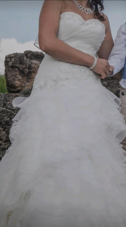 Hochzeitskleid Brautkleid Elizabeth Passion ivory 38 high low in Stelzen