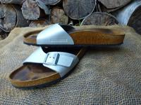 Birkenstock Sandalen -silber- Größe 42 Nordrhein-Westfalen - Löhne Vorschau