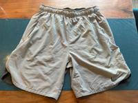 Nike Sporthose grau Gr.M Niedersachsen - Unterlüß Vorschau