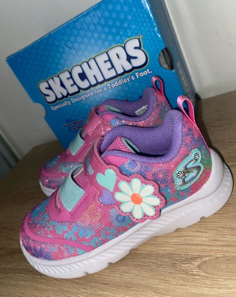 Sneakers Skechers Turnschuhe Sportschuhe Neu Gr 23 in Buchholz in der Nordheide