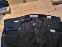 Brax Cooper Fancy Jeans 38/30 schwarz sehr guter Zustand Bayern - Pastetten Vorschau