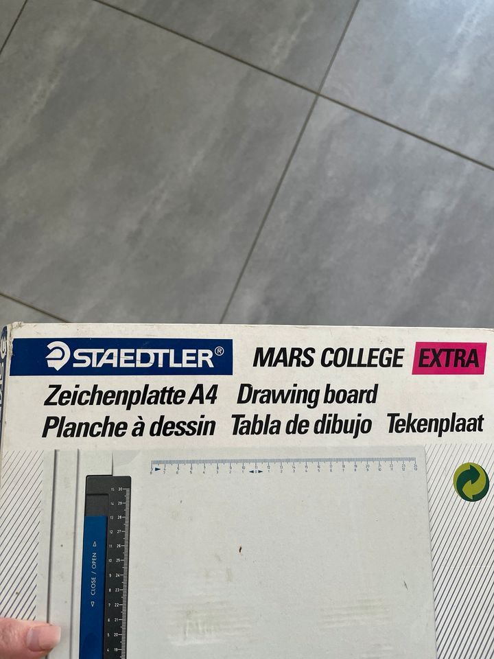 Zeichenplatte von Staedtler A4 in Mönchengladbach