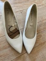 Tamaris Pumps weiß NEU Gr. 39 Hessen - Oestrich-Winkel Vorschau